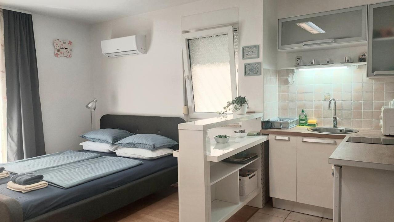 Studio 7Even Ground Floor Apartment Pula Bagian luar foto